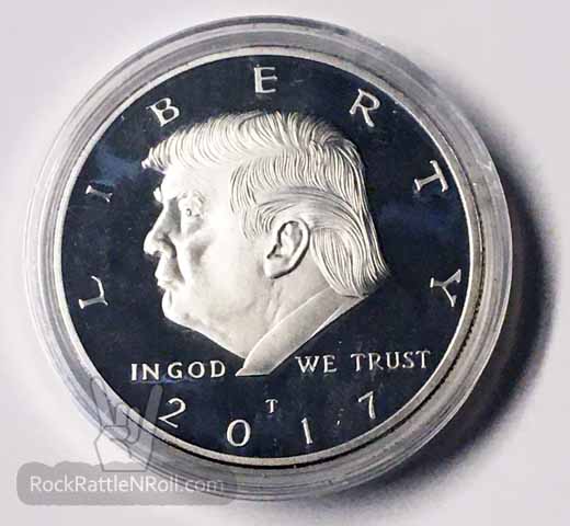 Donald J. Trump - 2017 45th President Coin