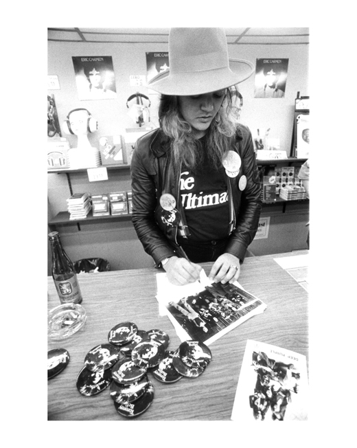 Tommy Bolin at a 1976 record store signing in Dallas, Texas BW Photo 03