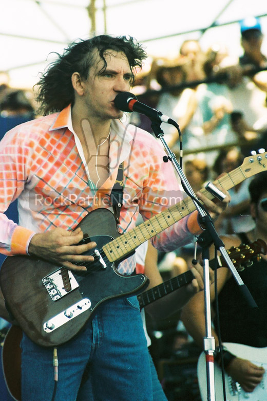 Willie Nelson 1986 Farm Aid II July 4th, 1986 Manor Downs, Texas Joe Walsh Vince Neil Jon Bon Jovi